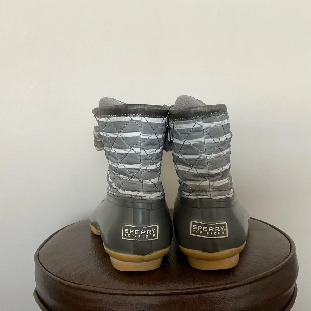 Sperry Saltwater Grey, White Striped Duck Boots Size 7 Women Waterproof Winter